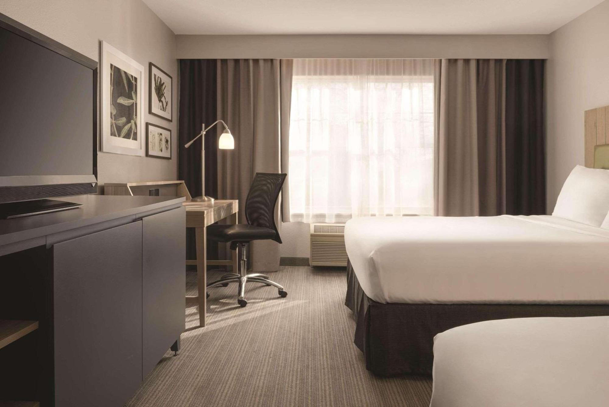 Country Inn & Suites By Radisson, Germantown, Wi Zewnętrze zdjęcie